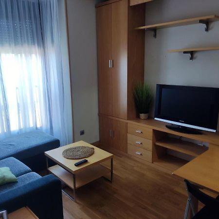 Madrid Airport Convenience Hub Apartment Exterior photo