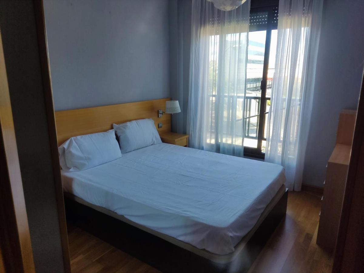 Madrid Airport Convenience Hub Apartment Exterior photo