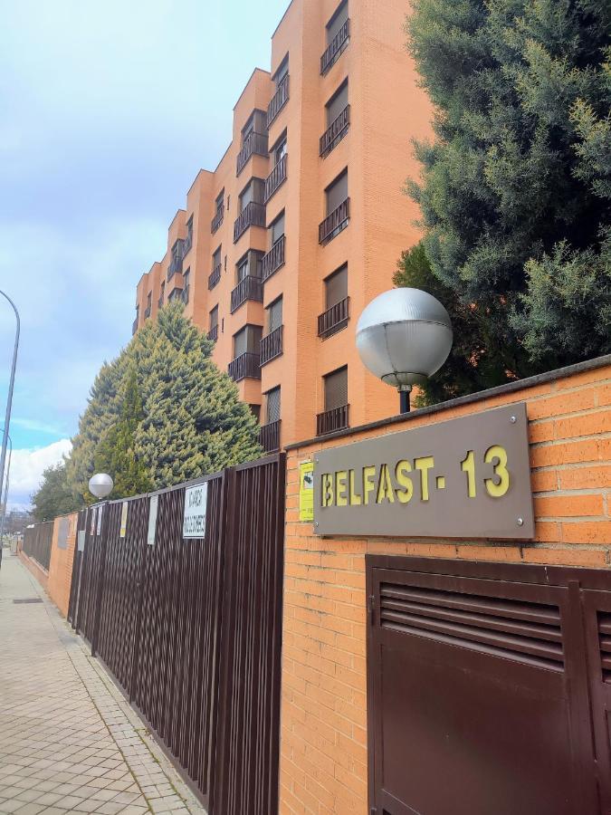 Madrid Airport Convenience Hub Apartment Exterior photo